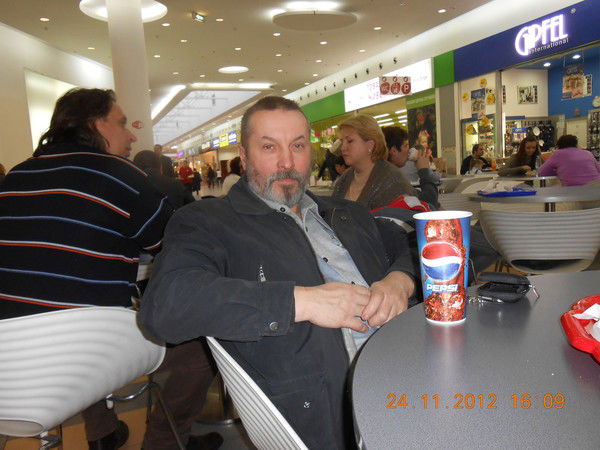 Сергей Быстров