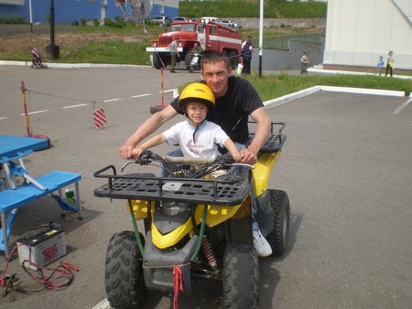 Александр Иванов