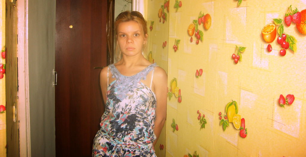 :-)Ксения :-)<Ершова:-)<