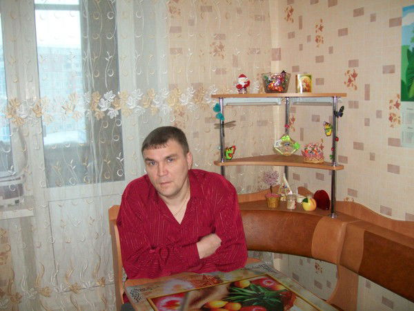 Николай Кузнецов