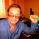 Андрей Петраков