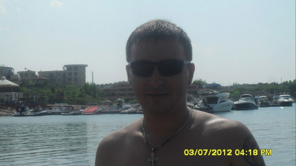 Антон Платежов