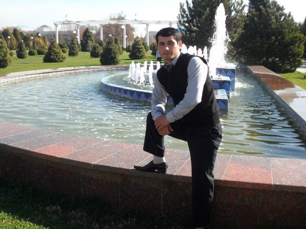 Парвиз Нематов