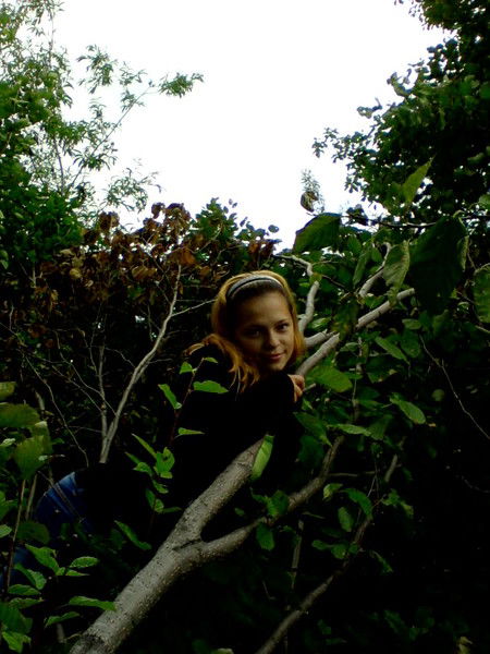 Викусик Лобанова