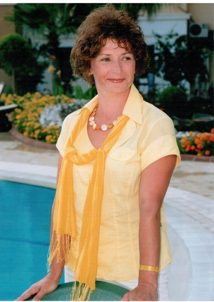 Марина Салова