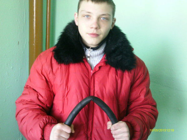 Слава Власенко