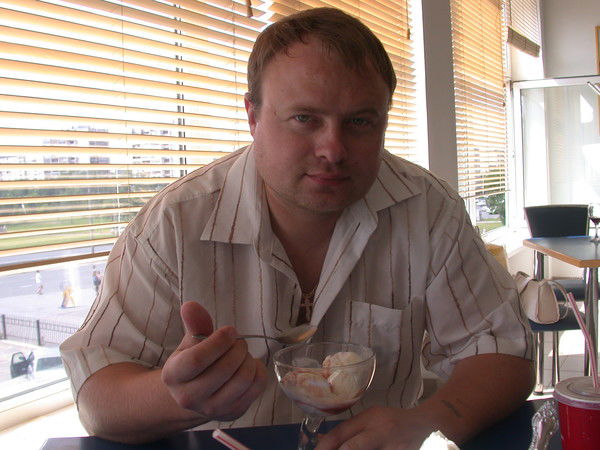 Антон Белугин