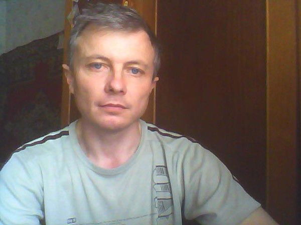 Олег Колесников