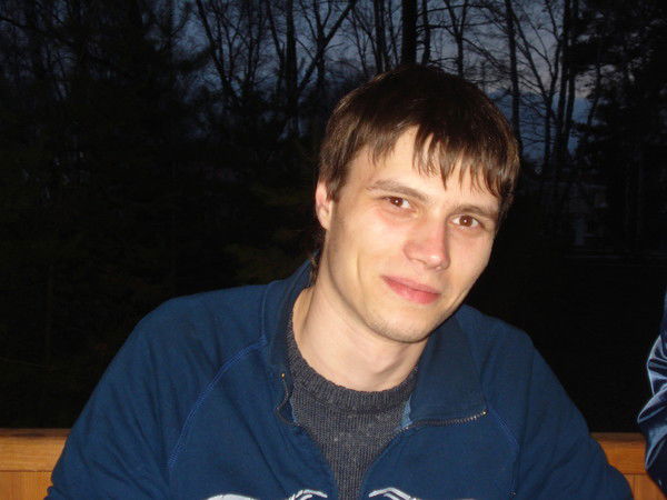 Андрей Попов