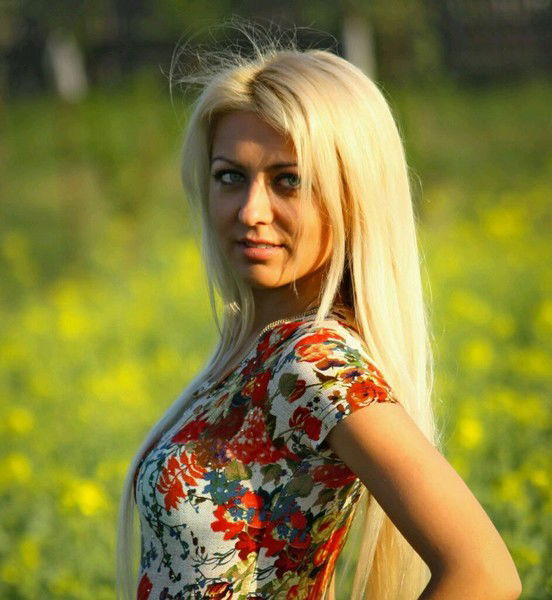 Юлия Лавренова