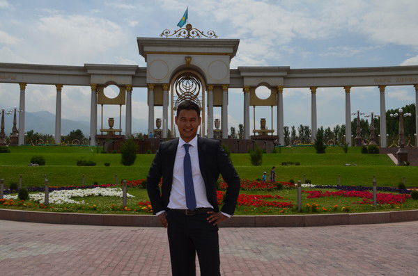 Рустем Досаломанов