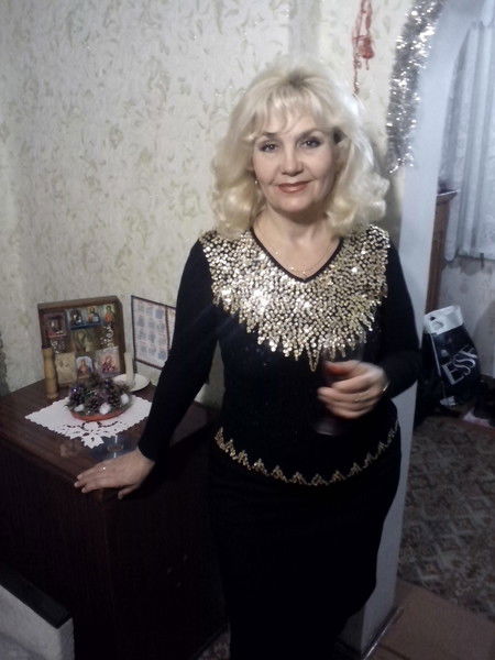 Елена Сафонова