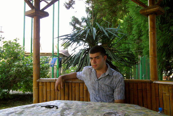 Виктор Оцян