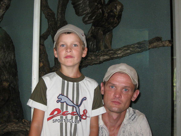 Олег Бобровских