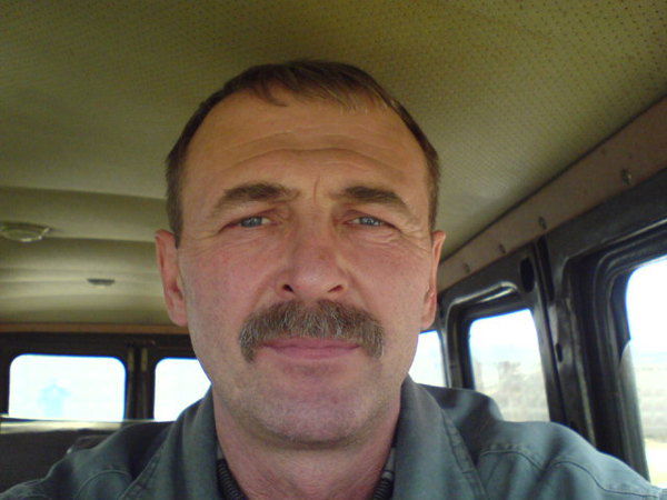 Александр Маслов