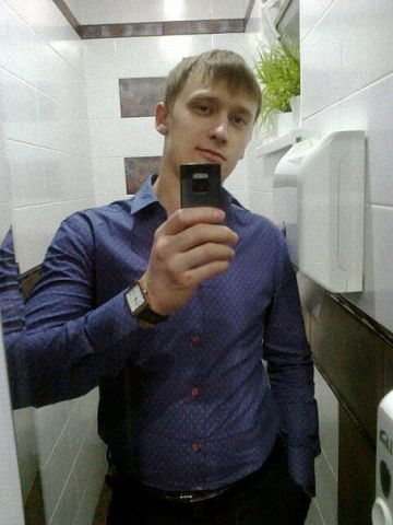 Дмитрий Лазарев