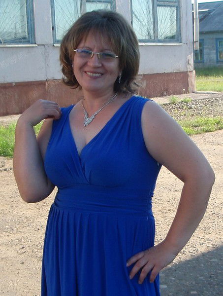 Лена Платонова