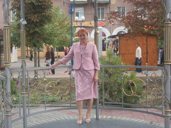 Елена Биджакова