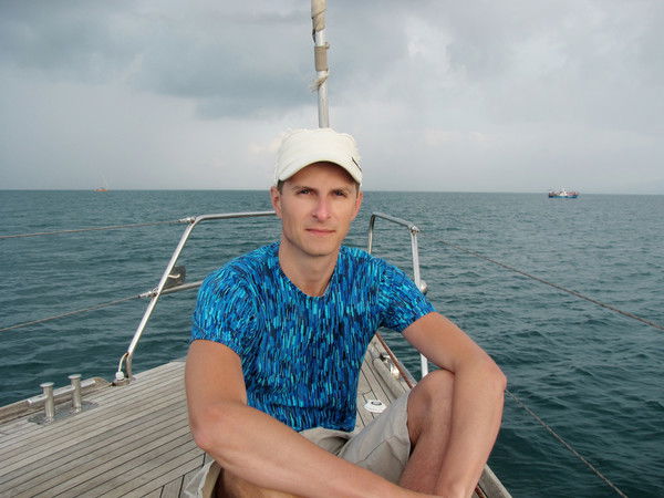 Виктор Колобов