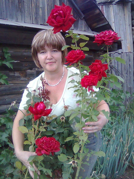 Любовь Ахмадуллина