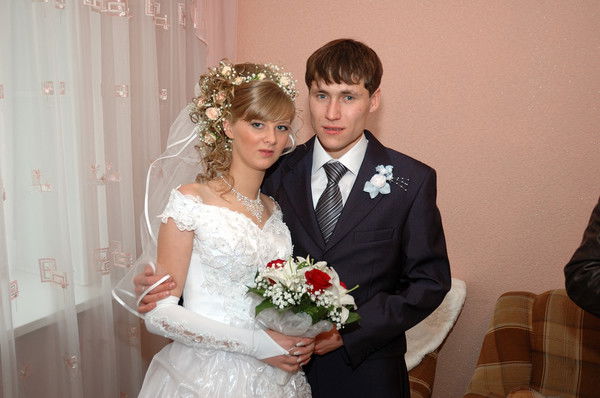 Юля Азарова