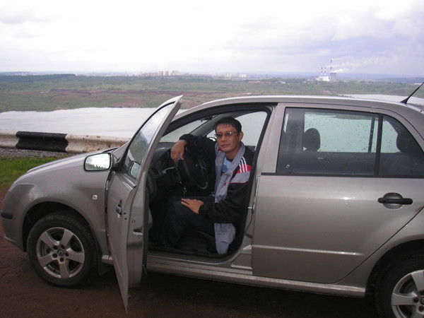 Умар Аниязов