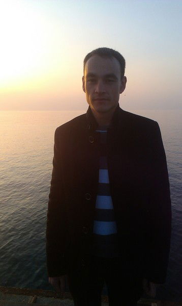 Олег Кузнецов