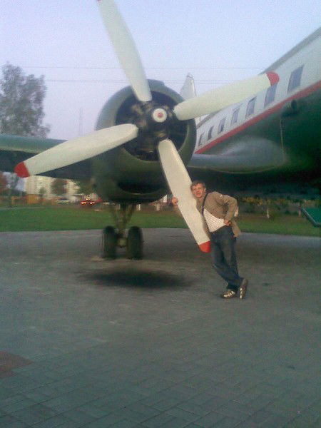 Антон Очкуренко