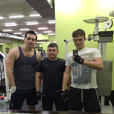 Олег Антонов