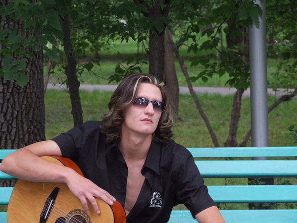 Юрий Иванов