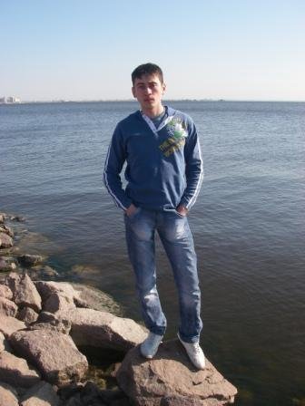 Андрей Андрей