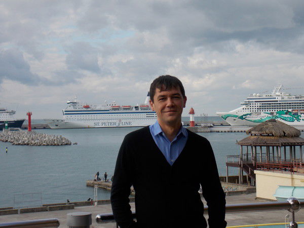 Денис Денис