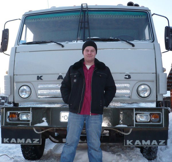 Максим Олейников