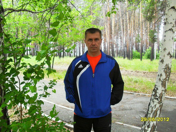 Юрий Емельянов