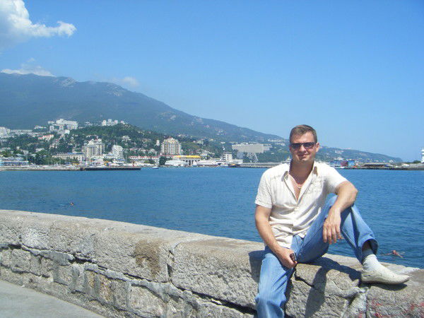 Юрий Василенко