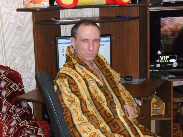 Александр Есенков