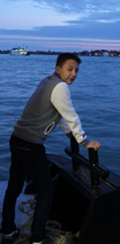 Аскар Ахметханов