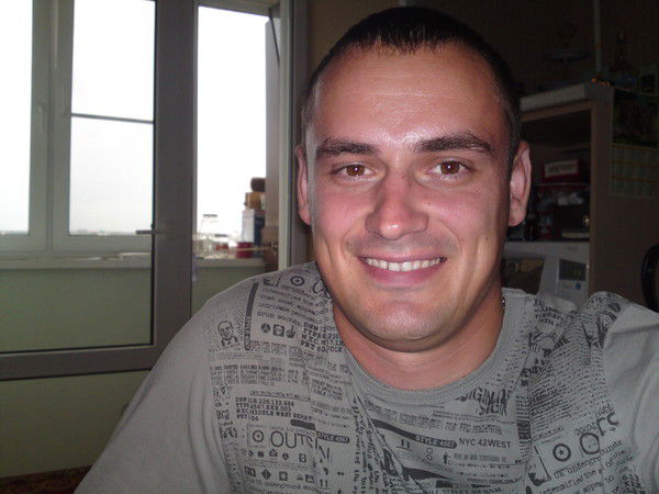 Руслан Попеску