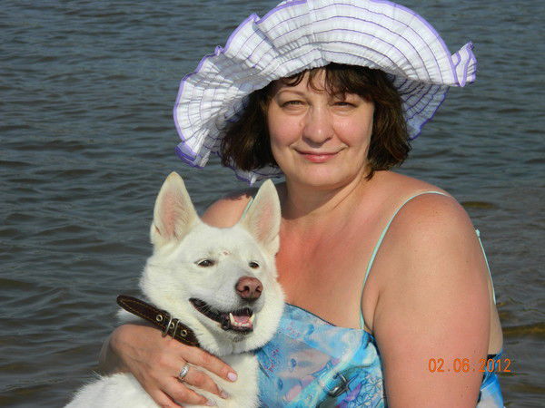 Натали Холодок