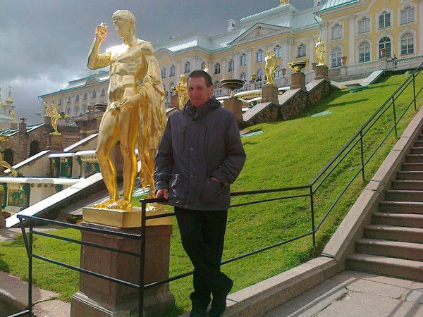 Александр Бажуков