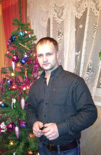 Денис Новиков