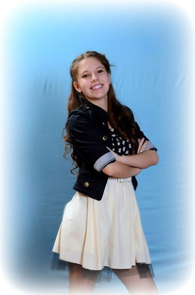 Лена Радионова