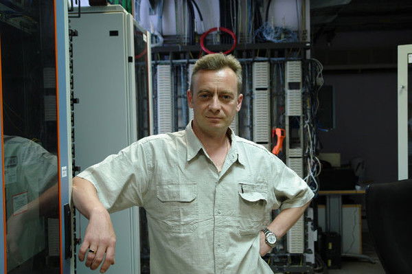 Александр Бобровский