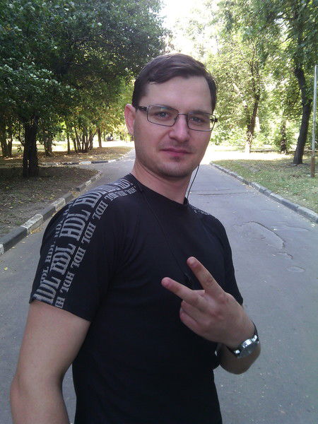 Андрей. Попов.