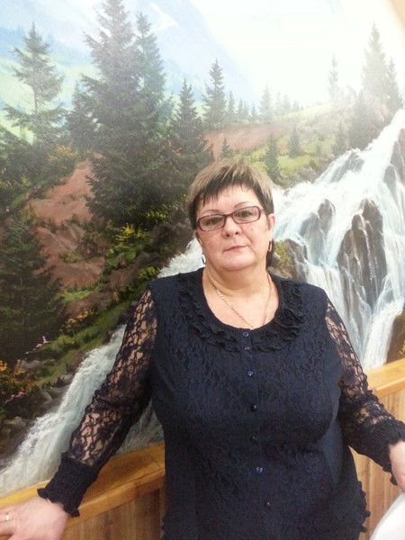 Нина Столярова