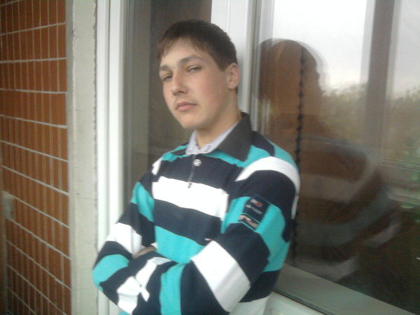 Антон Хорошилов