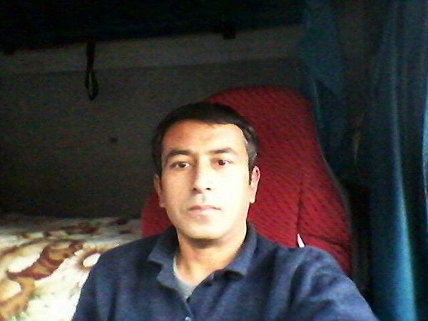 Алишер Суяров