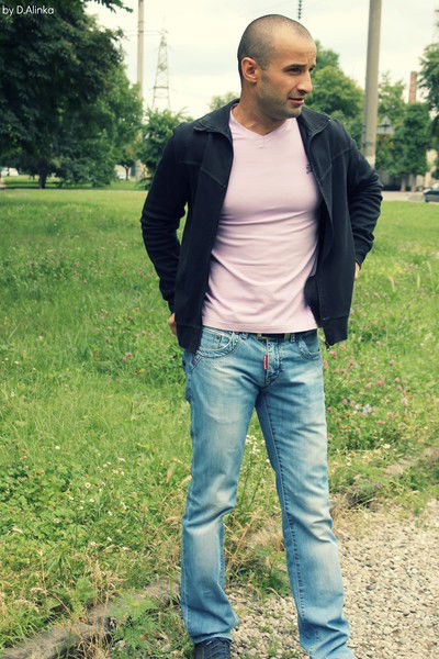 Аслан Гануев