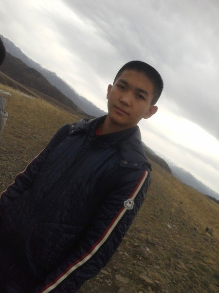 Айзат Батырбеков