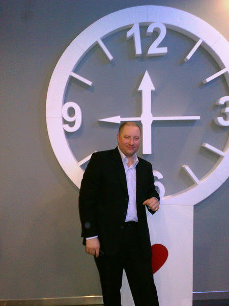 Олег Викторович